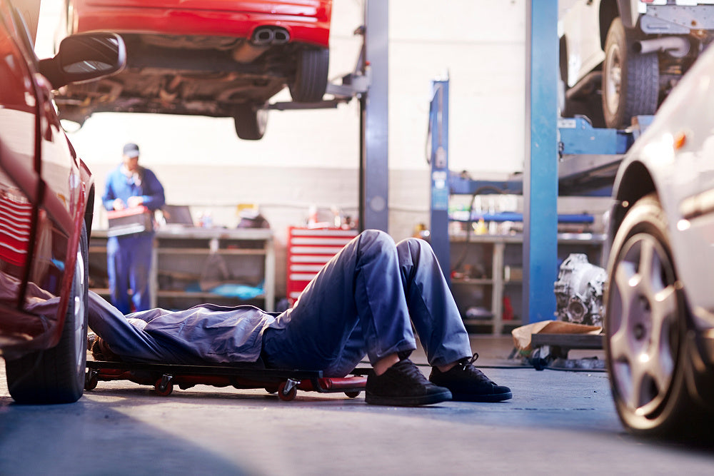 Risk Management in Automotive Workshop Environments