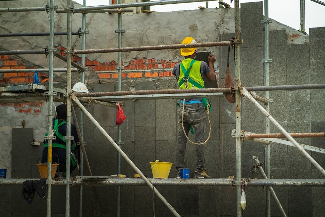Risk Management in Solid Plastering Projects