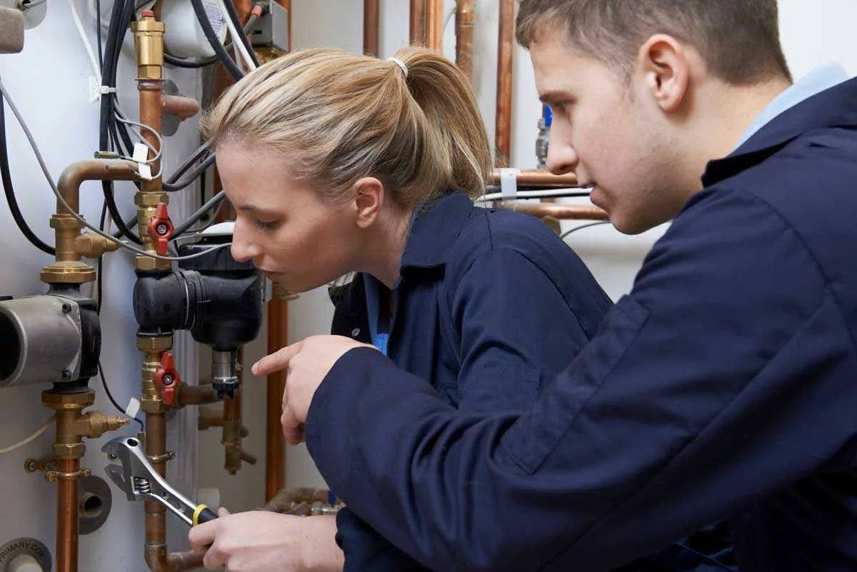 Workplace Mentoring & Coaching for Plumbing Apprentices